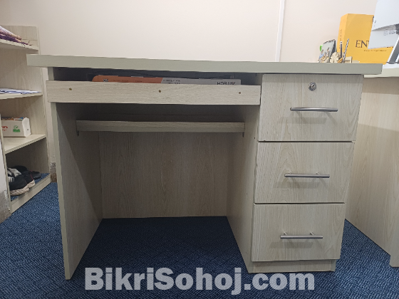 Computer Table